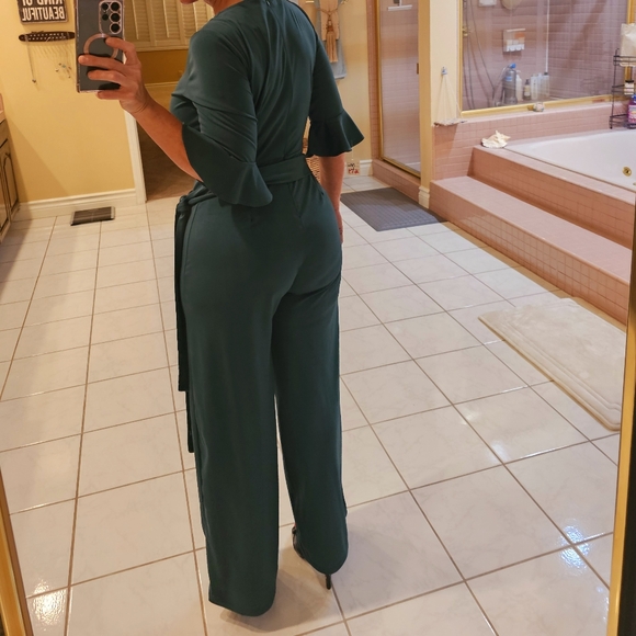 Womens Medium half sleeve Belted green one piece pants jumpsuit - Picture 2 of 9